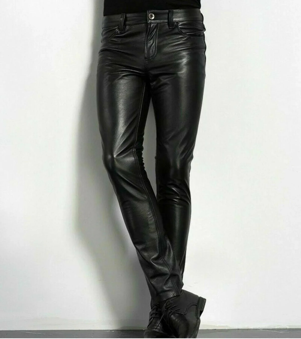 Pantalon en simili cuir noir coupe slim - vue de face - vue 4