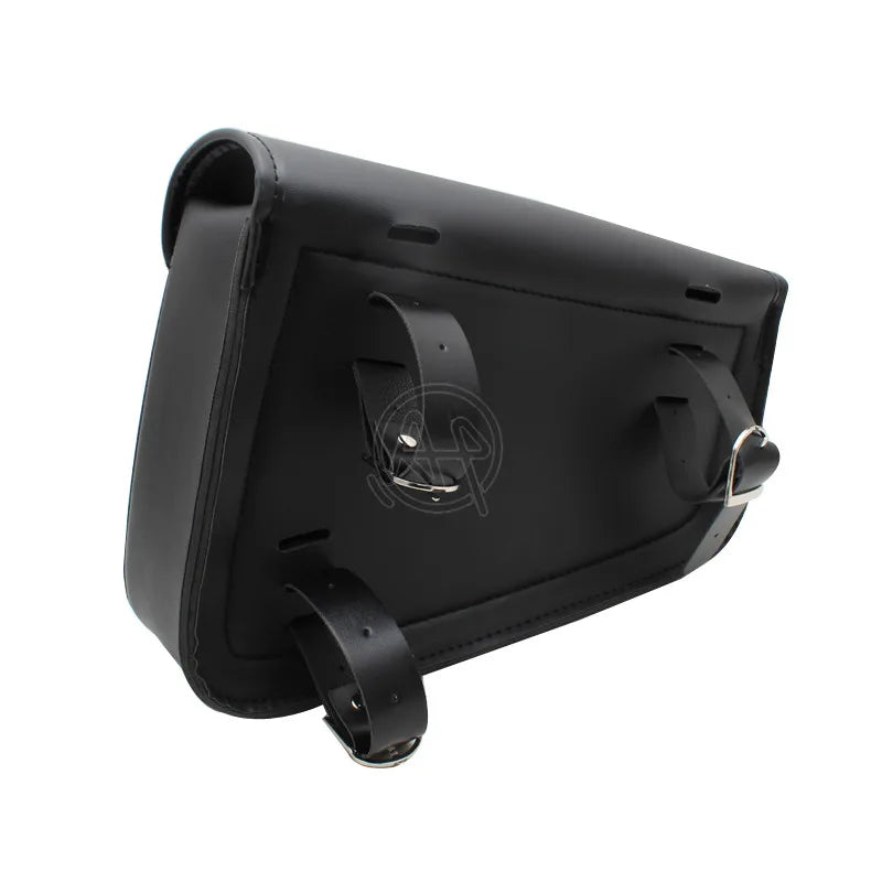 Sacoche latérale à outils en cuir noir fixée sur une Harley-Davidson Sportster - vue 3