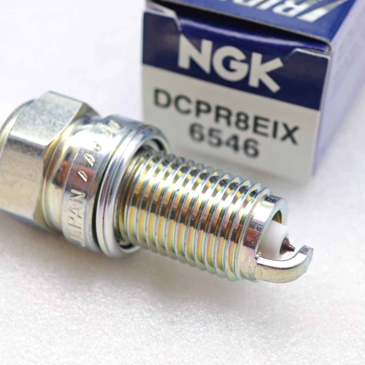 Bougie iridium DCPR8EIX pour Harley Sportster 883 - vue 3