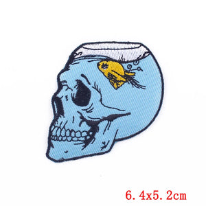 Écusson brodé crâne punk thermocollant style rock biker - vue 4