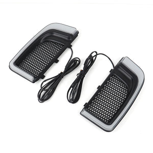 Grille de carénage bas argentée avec LED intégrée sur une Harley-Davidson Touring - vue 4