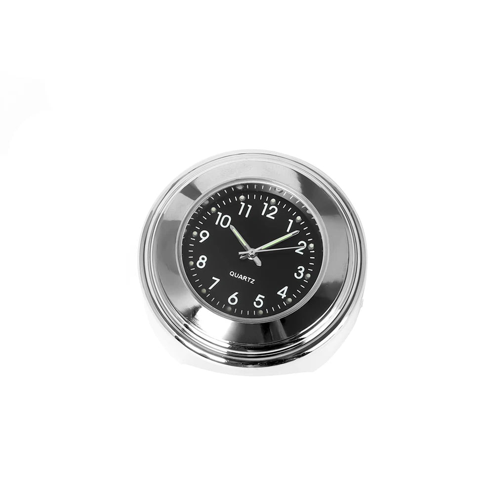 Horloge à quartz argentée fixée sur le guidon d'une moto - vue 3