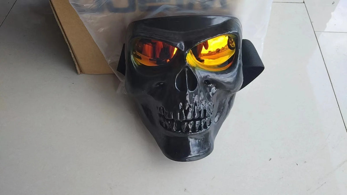 Masque tête de mort avec lunettes de protection intégrées pour moto - vue 8