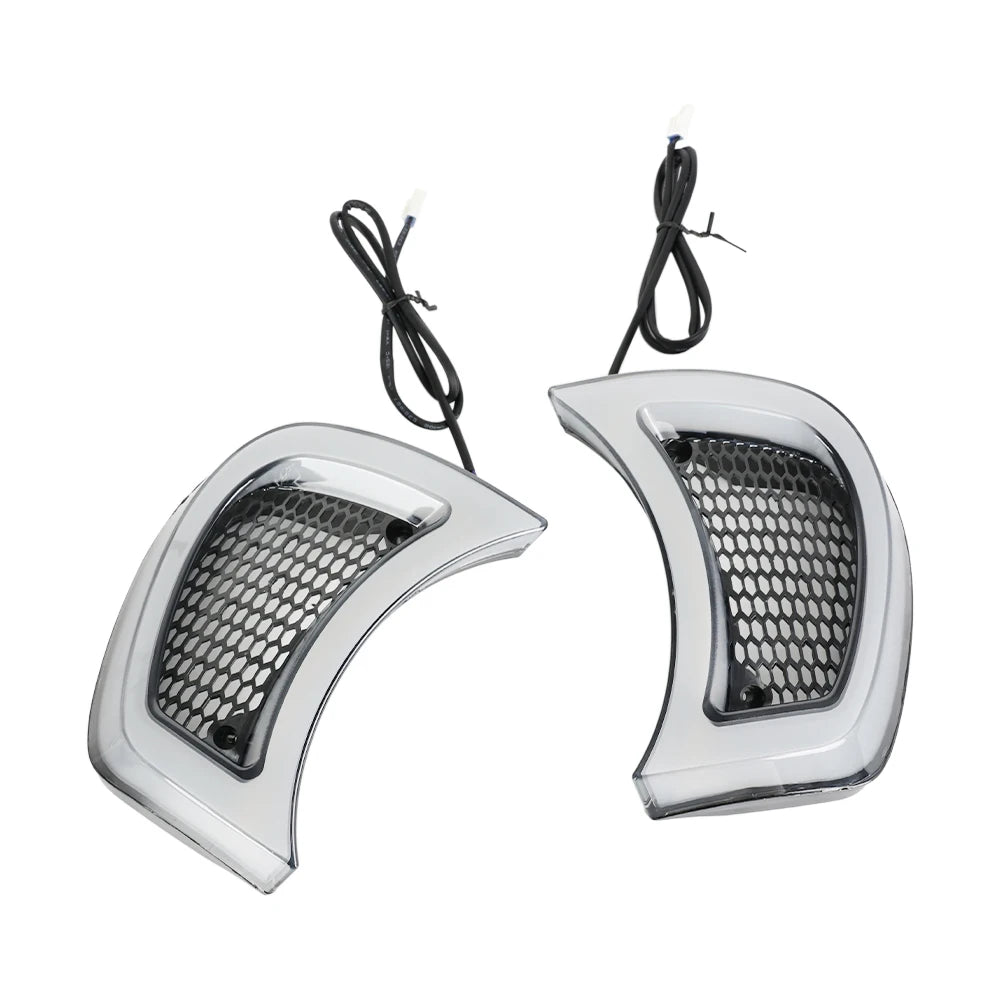 Accent lumineux LED noir intégré à la grille de phare d'une Harley-Davidson Road Glide - vue 4