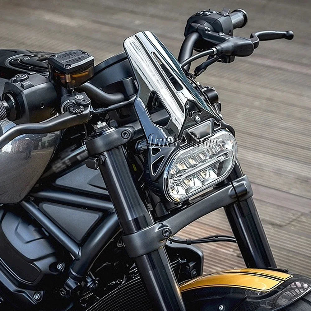 Pare-brise moto noir pour Harley-Davidson Sportster S - vue 3
