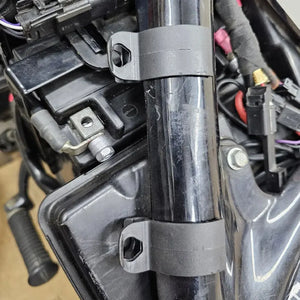 Clips de cache de batterie pour Harley Sportster - vue 5