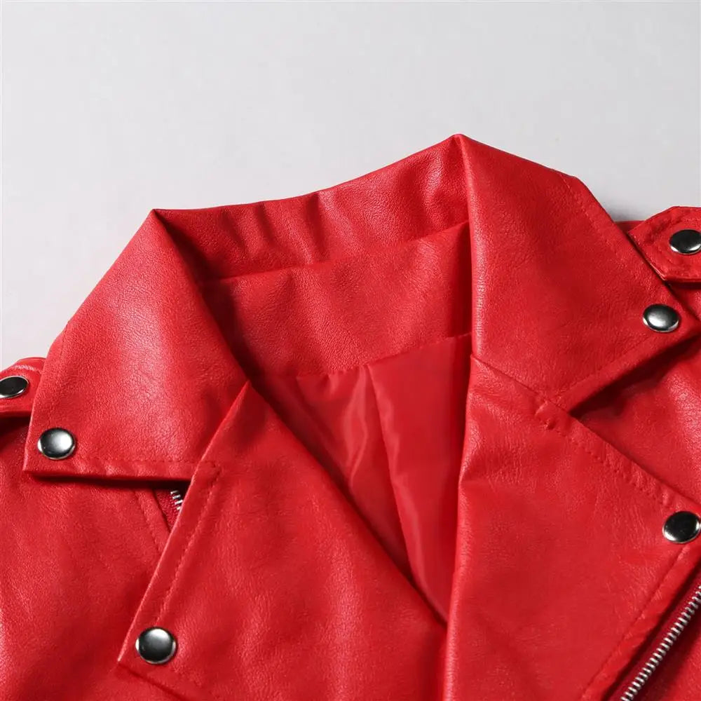 Veste biker homme en simili cuir rouge et noir, vue de face - vue 3