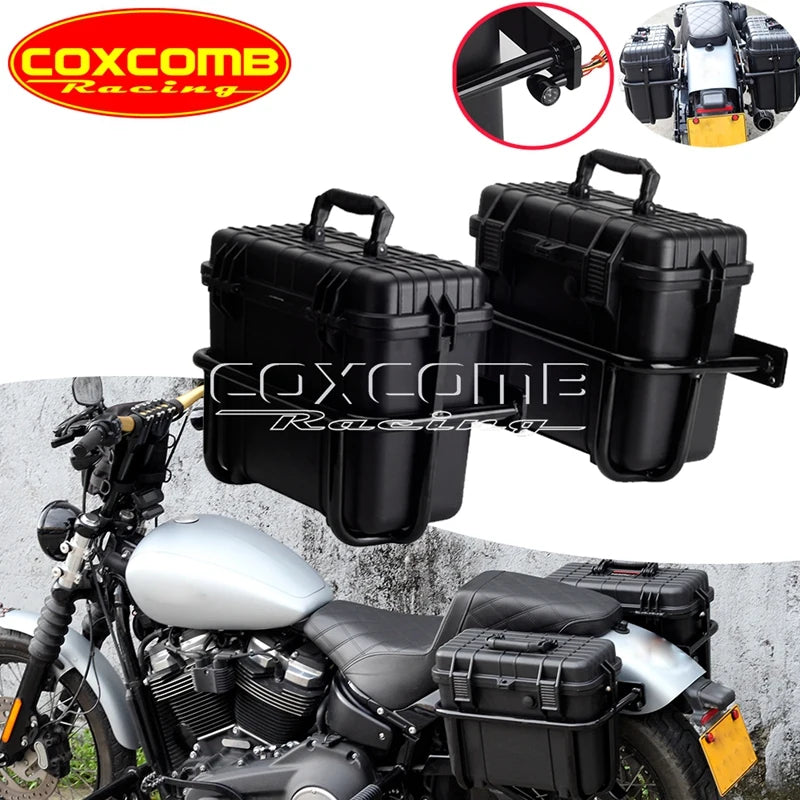 Valise latérale noire en ABS montée sur une Harley-Davidson Softail - vue 2