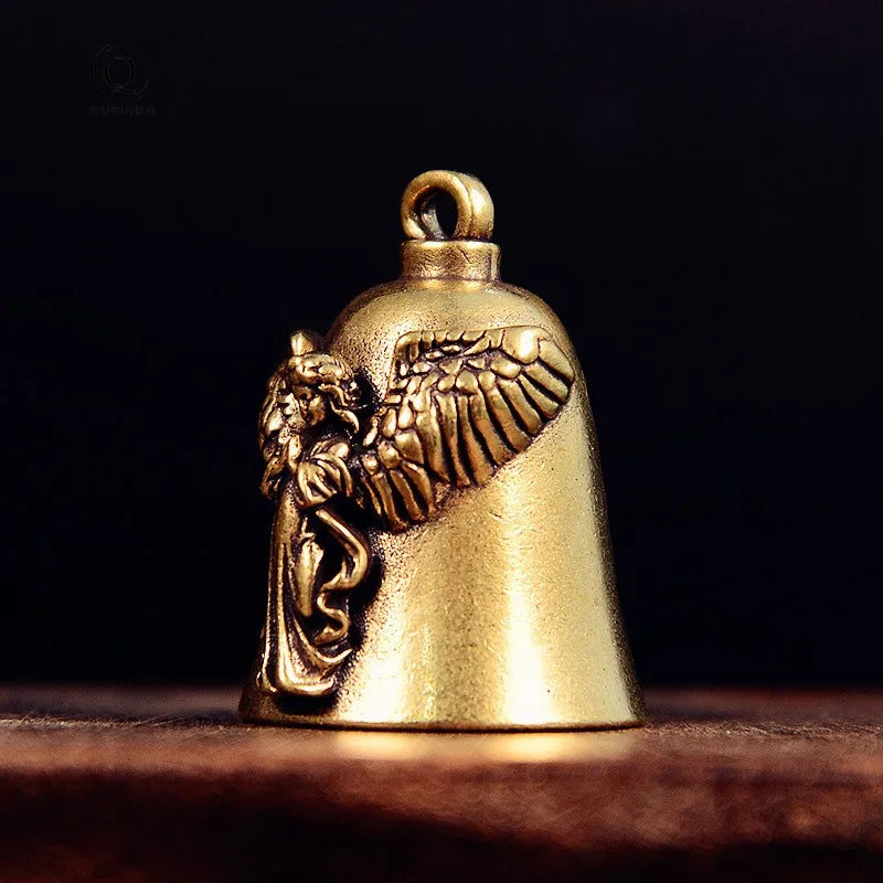 Porte-clés grelot doré à motif croix et ailes d'ange - vue 5