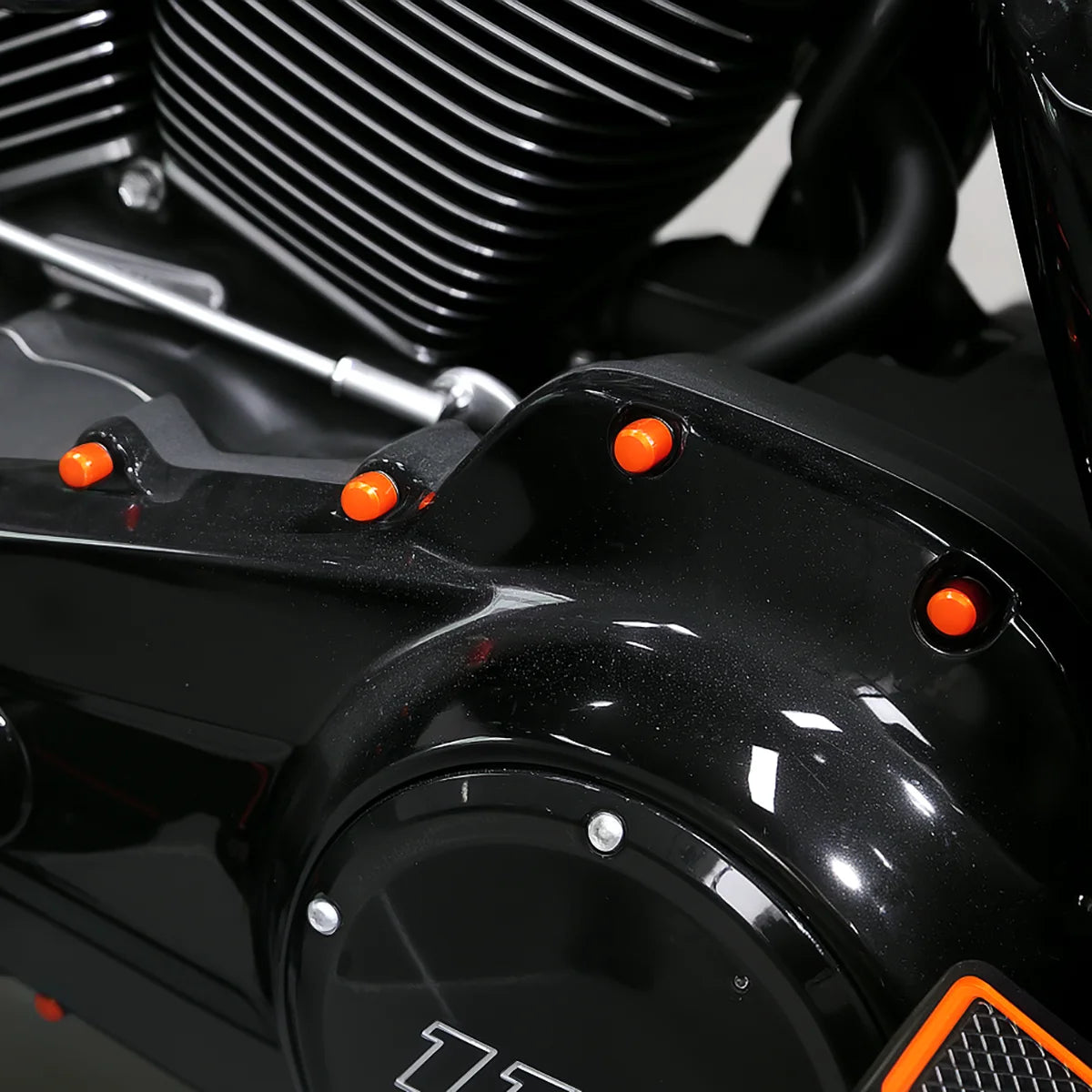 Caches de vis aluminium pour Harley Road Glide et Street Glide - vue 3