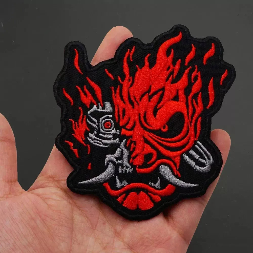Écusson brodé tête de diable rouge - vue 1