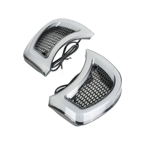 Accent lumineux LED noir intégré à la grille de phare d'une Harley-Davidson Road Glide - vue 3