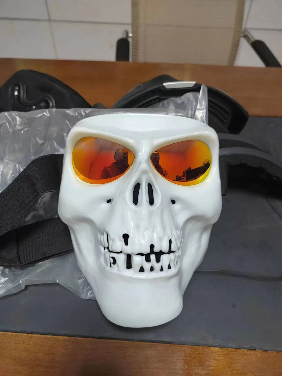 Masque tête de mort avec lunettes de protection intégrées pour moto - vue 7